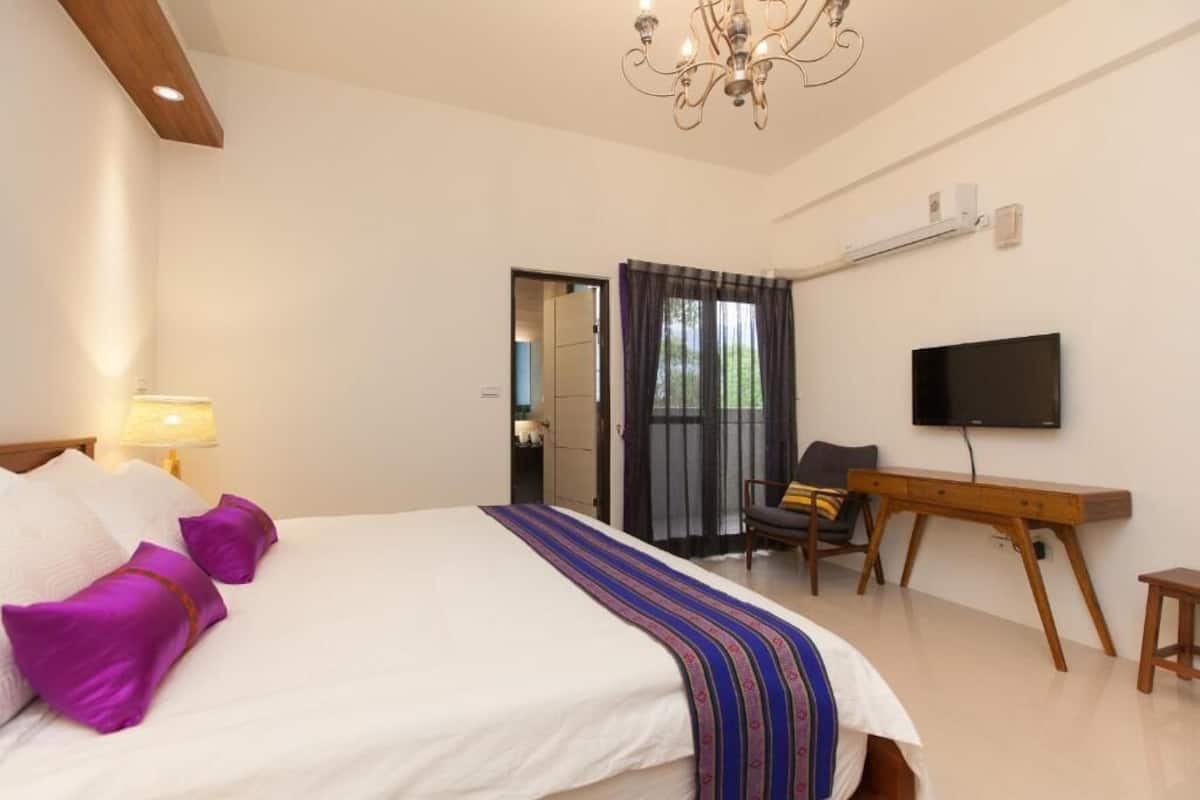 Classic Double Room, 1 King Bed, Balcony, Mountain View | Premium bedding, individually decorated, individually furnished, desk