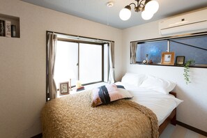 Private Vacation Home | 5 bedrooms, desk, iron/ironing board, free WiFi - TOKYO BICYCLE HOUSE / whole private house 160sqm (Tokyo)