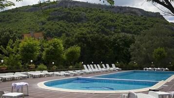 Indoor pool, seasonal outdoor pool