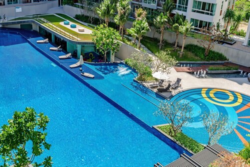 SEACRAZE D709 - 2 Bedroom - Near Beach