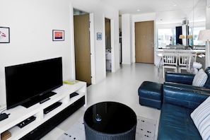 Smart-TV, Musikbibliothek, Videothek