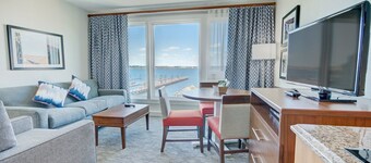 Wyndham Inn on the Harbor ~ One Bedroom Harbor Front Resort w/ FREE Parking