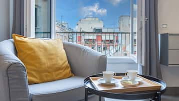 Deluxe Double Room | In-room safe, desk, laptop workspace, free WiFi