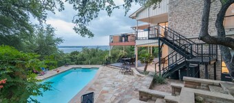 Palatial Property Pairs Pool, Pickleball, Piano and Panoramic Views