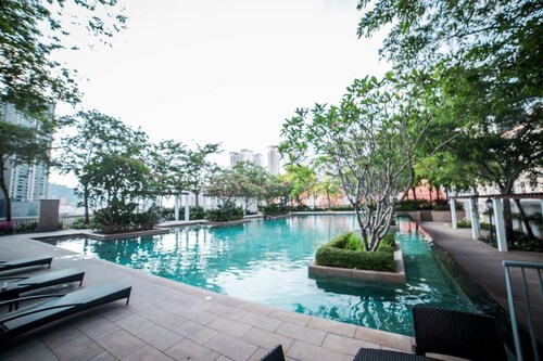 Estrecho muelle marina estancia