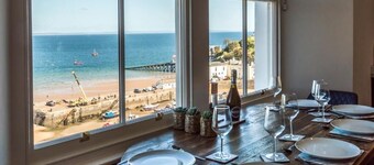 Lady Tenby - 2 Bedroom Luxury Apartment