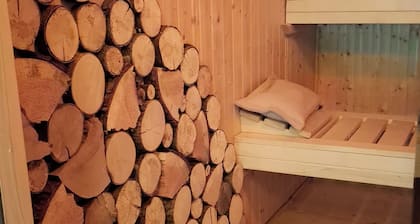 Vergiss Deinen Alltag und tanke Kraft von saftigen Wiesen und dichten Wäldern