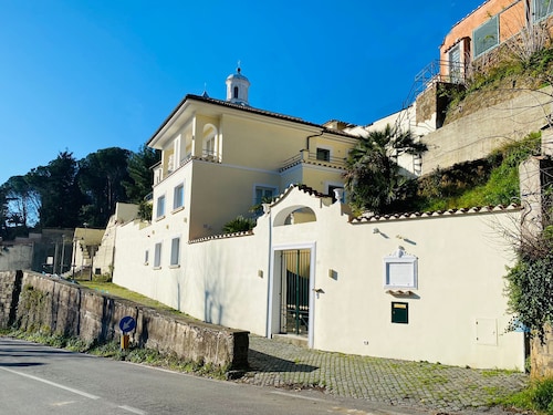 モナステロ デイ サンティ