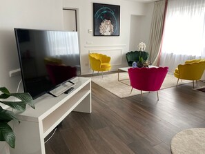 Studiosuite – deluxe, ikke-røyk | Italienske Frette-laken, sengetøy av topp kvalitet og dundyner