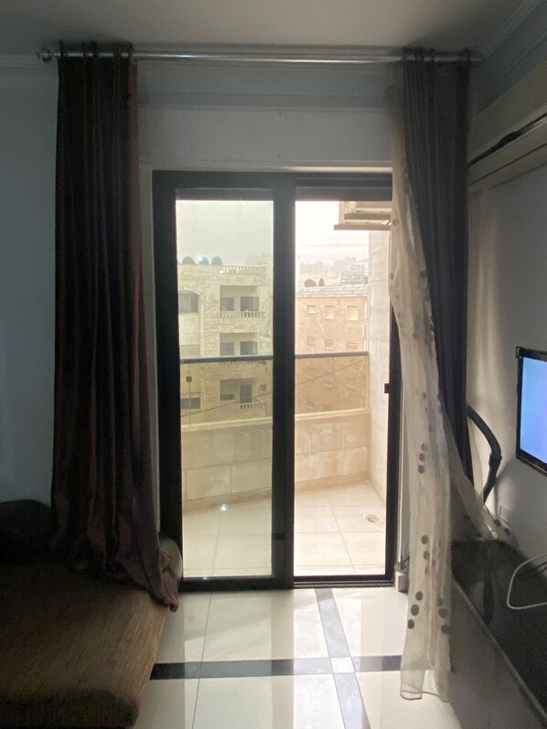 Interior - Apartment  Close to the University of Jordan (Amman)