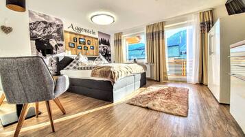 Exclusive-Studio, 1 Schlafzimmer, Küche, Bergblick (Aggenstein) | 1 Schlafzimmer, Allergikerbettwaren, Zimmersafe, Verdunkelungsvorhänge