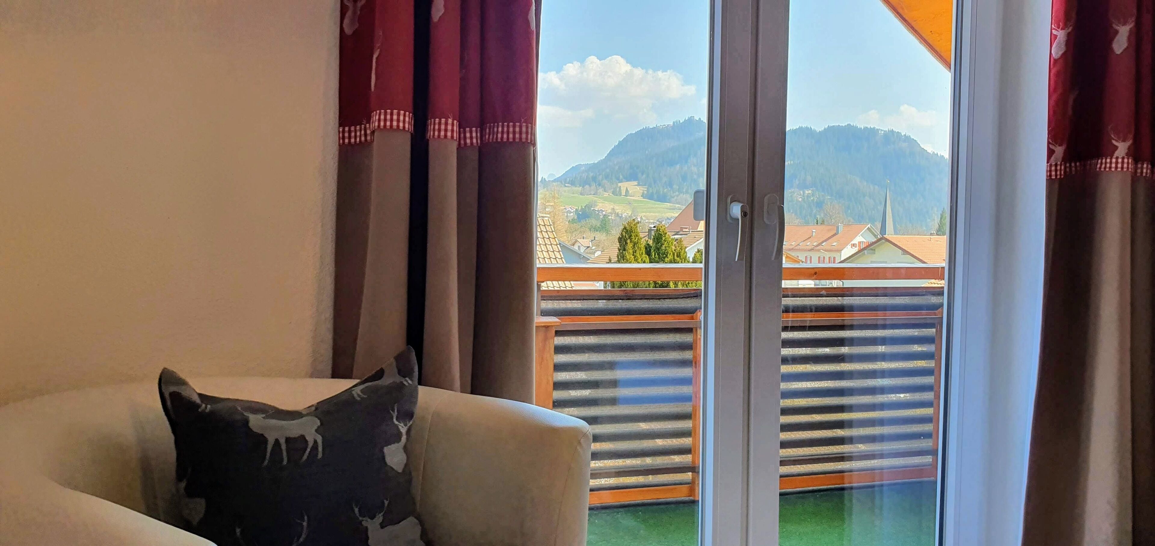 Family Condo, 2 Bedrooms, Mountain View (Falkenstein) | Balcony