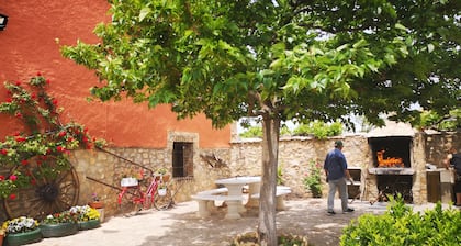 Casa rural con encanto, entre Teruel y Albarracín