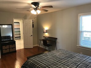 5 室のベッドルーム、WiFi