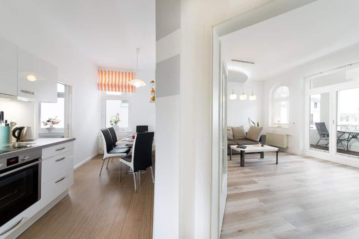 Apartamento, 1 habitación (14) | Zona de estar | Televisión de pantalla plana de 40 pulgadas con canales por cable