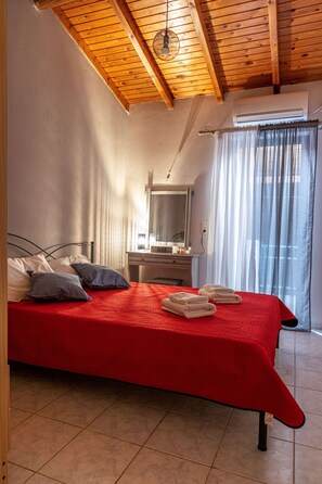 Apartment | 1 bedroom - Sunny Summer Retreat - Perfect Location (Pylos-Nestoras)