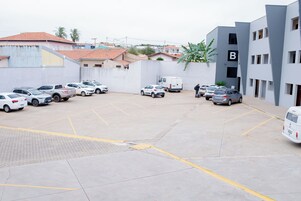 Free self parking