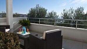 House (Four Bedroom Holiday Home with Pool) | Terrace/patio - Holiday Home Ingrid (Okrug)