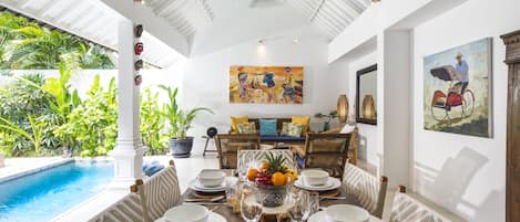 Deluxe Villa, 2 Bedrooms | Living area