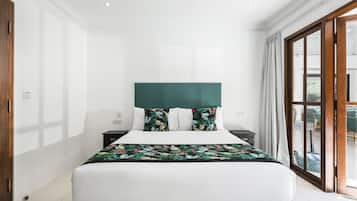 Vila Comfort, 3 kamar tidur | 3 kamar tidur, brankas, meja kerja, dan setrika/meja setrika