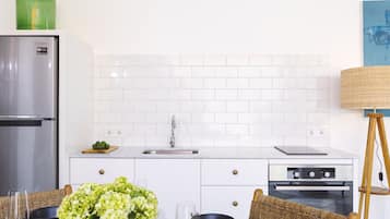 Comfort Villa, 2 Bedrooms | Private kitchen
