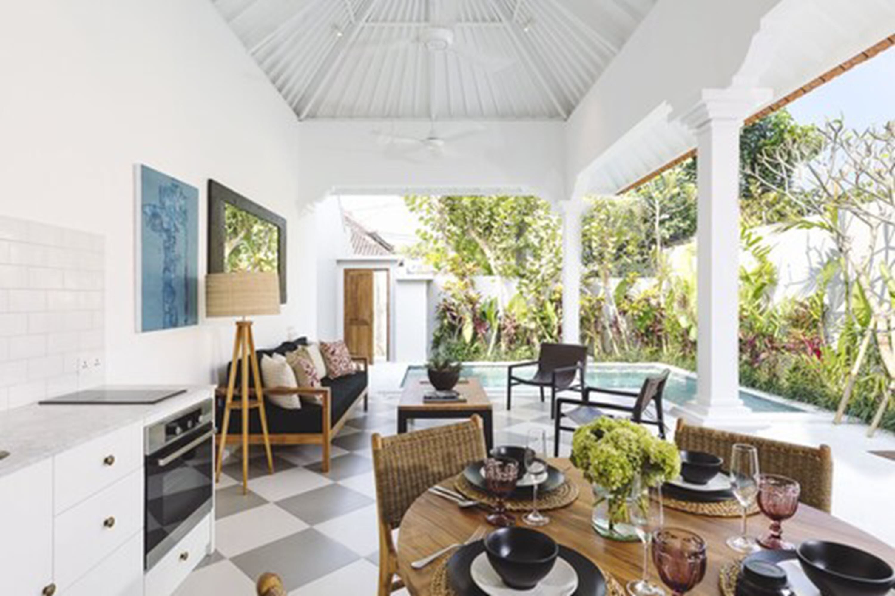 Comfort Villa, 2 Bedrooms | Living area