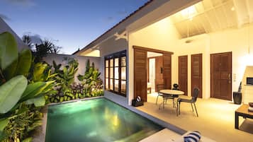 Front of property - evening/night
