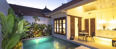 Front of property – evening/night