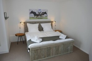 Huis, 2 slaapkamers | 2 slaapkamers, individueel gedecoreerd, individueel gemeubileerd