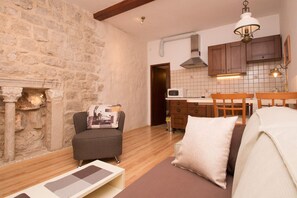 Departamento, 1 habitación | Escritorio, wifi gratis y ropa de cama 