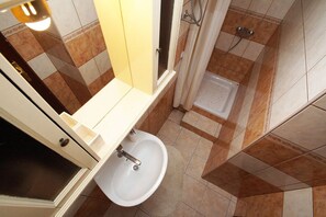 Apartment, 1 Bedroom | Bathroom | Shower, slippers, towels, soap - Apartments Sunny Town (Korcula)