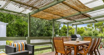 Inlet Dreaming - Free Wifi