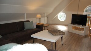 Unclassified image, 2 of 16, button - Ferienwohnung Im Gulfhof Rysum (Krummhoern)