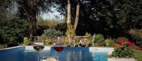 Outdoor pool, pool loungers