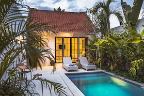 Private pool - Town House (Canggu)