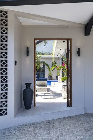 Entrada de la propiedad