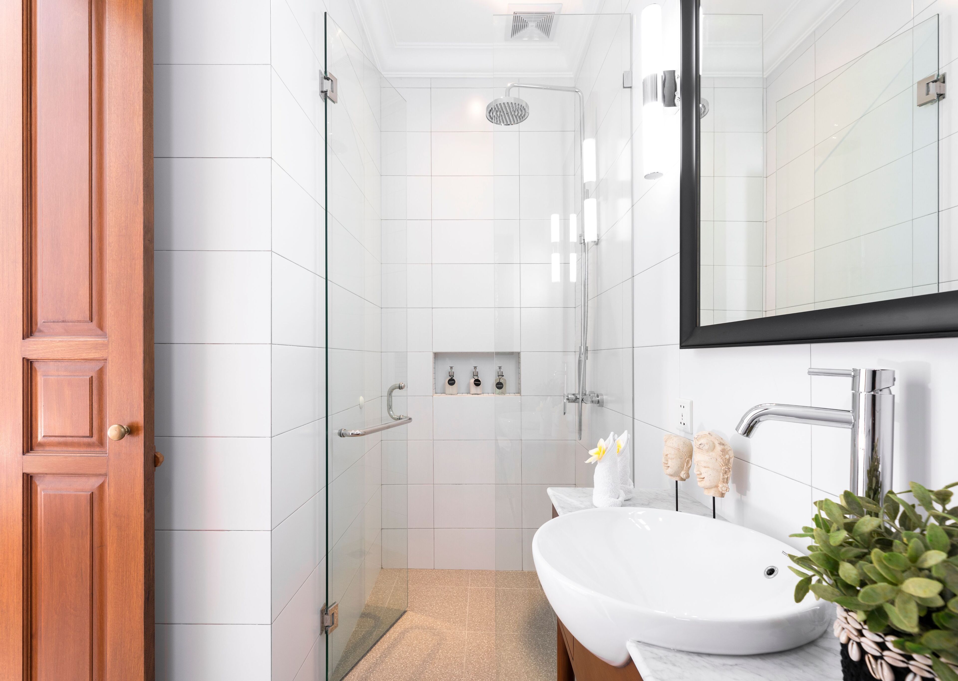 Honeymoon Villa, 1 Bedroom | Bathroom | Shower, rainfall showerhead, hair dryer, towels