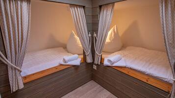 2 bedrooms, individually decorated, individually furnished