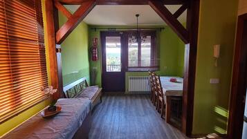 5 chambres, lit parapluie, Wi-Fi gratuit, draps fournis