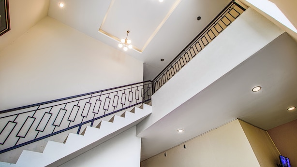 Unclassified image, 1 of 20, button - Vosstel Guest House (Medan)