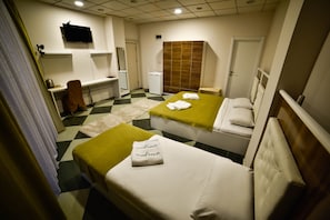 Room - Queen Royal Hotel (Gostivar)
