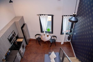 Interior - Hive Room Loft at The Kestrel (Philadelphia)