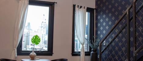 Een stereo en een kantoor