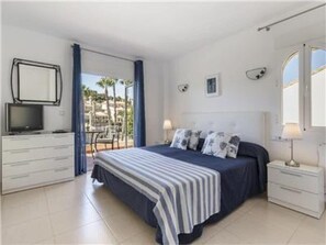 2 soverom, strykejern/-brett, wi-fi og sengetøy