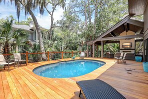 Pool - 84 South Sea Pines – A Sea Pines Fully Renovated Luxury with Backyard Oasis (Hilton Head Island)