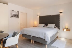 4 Schlafzimmer, Reisekinderbett, kostenloses WLAN, Bettwäsche