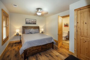 3 多间卧室、免费 WiFi、床单