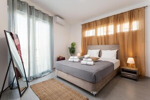Cortinas blackout, quartos à prova de som, ferros/tábuas de passar roupa