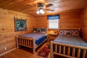 4 bedrooms, WiFi, bed sheets