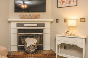 Interior - SouthTownes * Westgate Area Townhouse (Spartanburg)